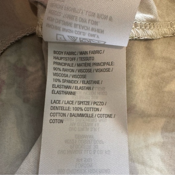 LOGO Floral Button Up Shirt V Neck Stretch Soft Comfort Casual S - Picture 8 of 8